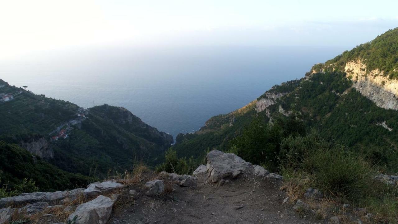 Coastal Cliff, Amalfi Apartment Pianillo Exterior photo